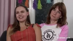 play عاطفي الألمانية سحاقيات استكشاف متعة مع تهتز الأرجواني دسار في مكثفة جماع الدبر العمل