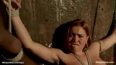 play غريب ليزدوم الهيمنة: كريسي لين و ليا ليكسيس في a المتشددين الشرج و عبودية صنم جلسة