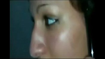 play Geile Rumänin hat Sex in ihrer Muschi xnxx