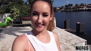 play Filme completo xnxx velha com grande preto Floci futacioase xnxx Bistrita