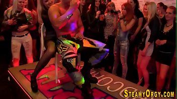 play Festa dedicada aos amantes do sexo