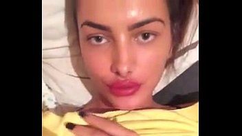 play Estudiante Iasi de 18 años le rompe el pene a alguien que sabe follar como un loco