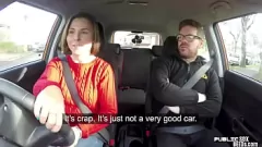 play Amateur morena con grandes tetas se mueve el coche de pov follando